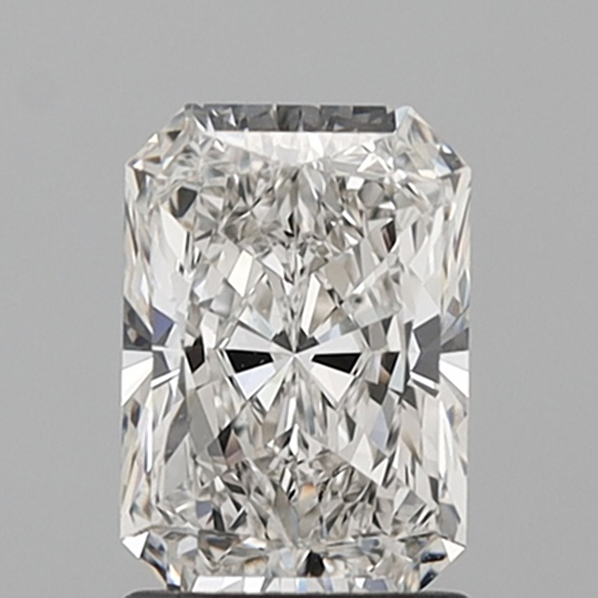 1.54 Carat G VVS2 Radiant Lab Grown Diamond, IGI Certified